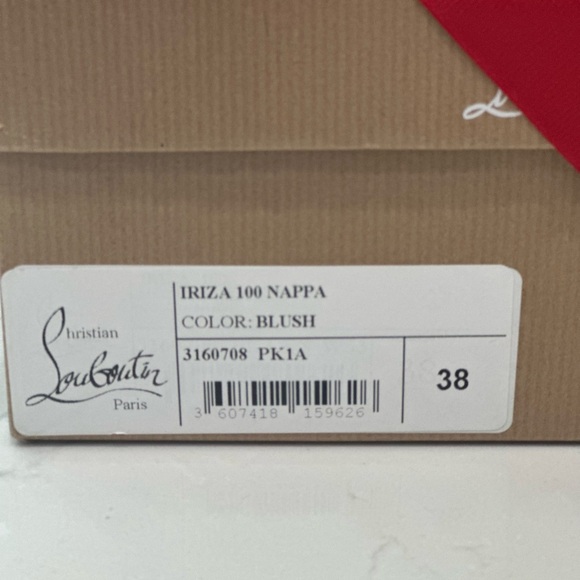 Christian Louboutin , new size 8 , never used, model iriza 100 Nappa color blush - Picture 7 of 7